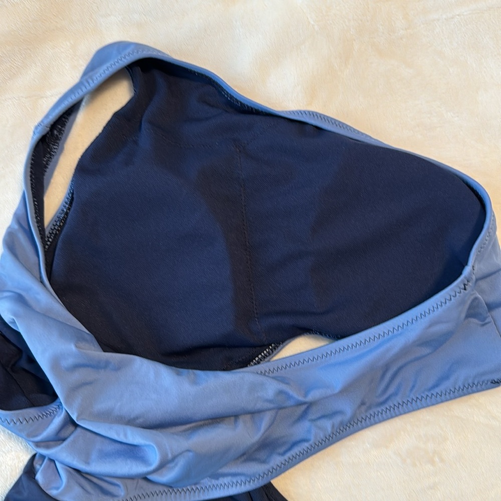 EUC Jessica Simpson Women's Contrast Panel One-Piece Swimsuit Size L Blue - Picture 6 of 6